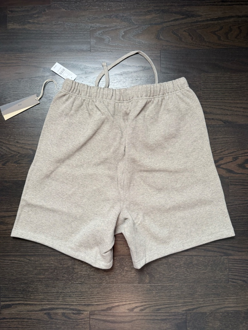 Fear Of God Essentials Shorts SS22 Dark Oatmeal Gray Size Small - Picture 2 of 4